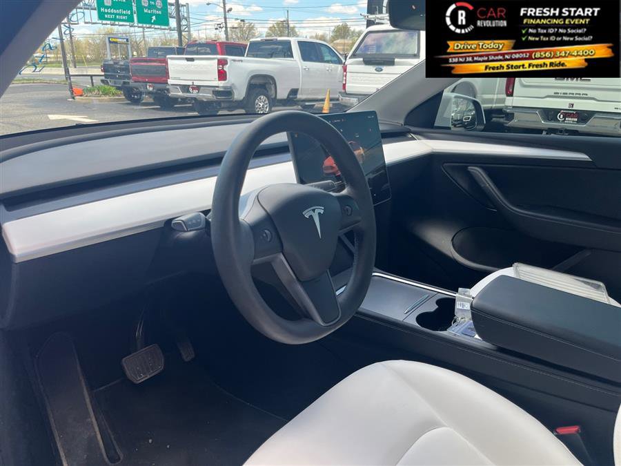 Used 2023 Tesla Model Y Long Range image 15
