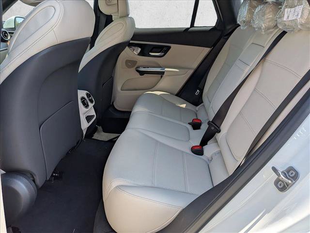 New 2026 Mercedes-Benz GLC 300 4MATIC image 17