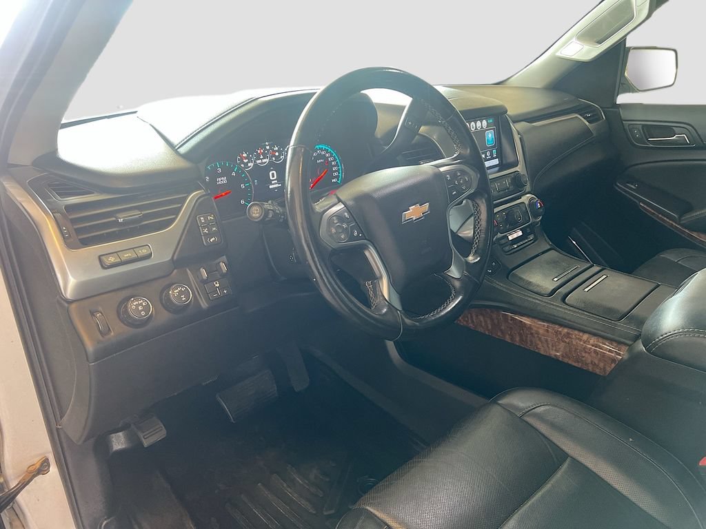 Used 2019 Chevrolet Suburban Premier AWD/4WD image 9