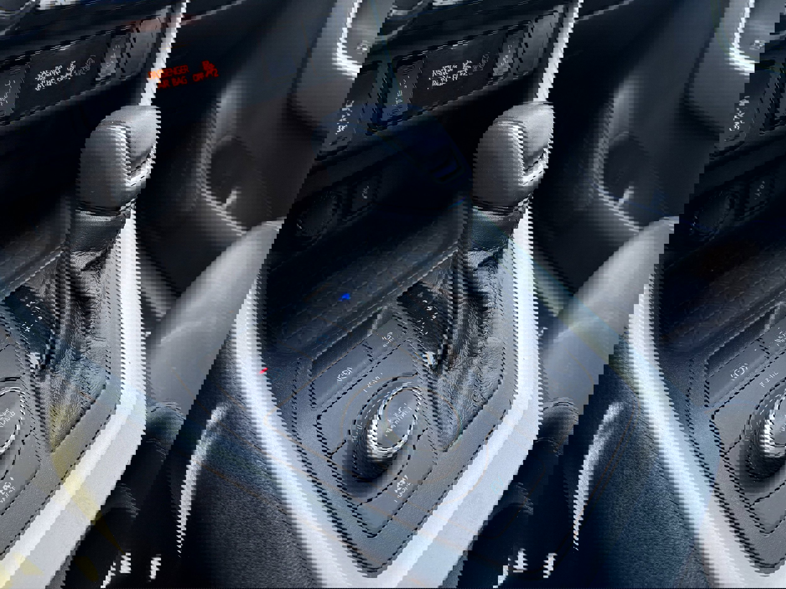 Used 2021 Toyota RAV4 XLE Premium image 21