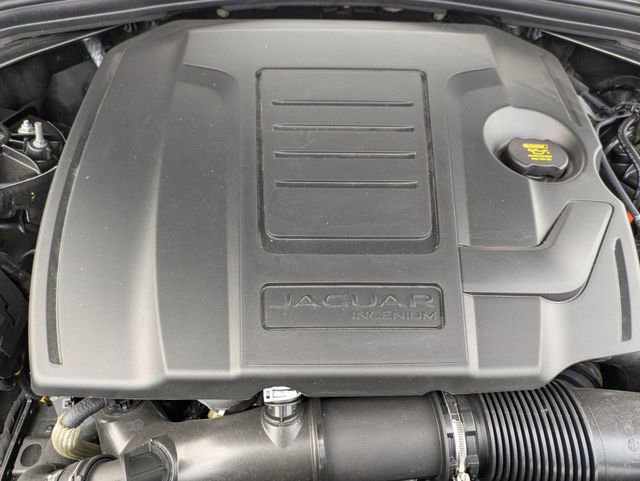 Used 2025 Jaguar F-PACE R-Dynamic S image 20