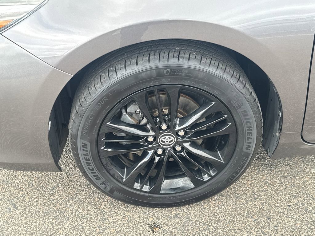 Used 2016 Toyota Camry SE w/ Protection Package (Q2) image 37