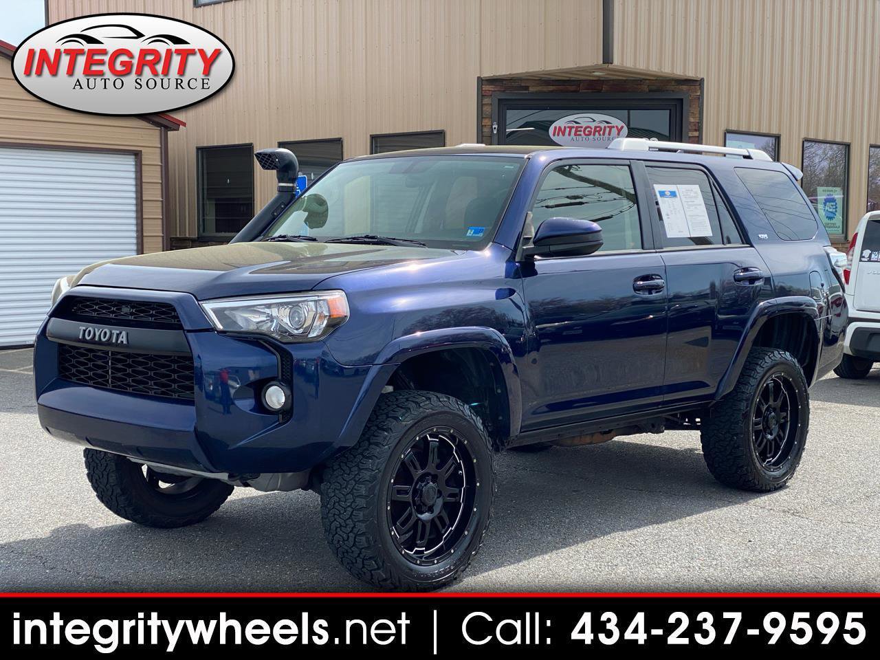 Used 2018 Toyota 4Runner SR5 image 1