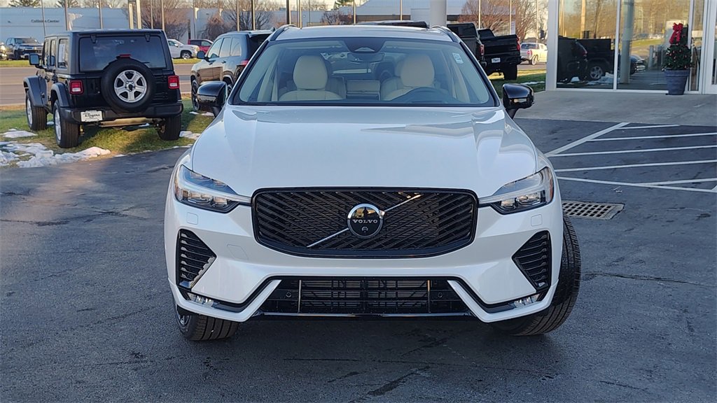 New 2026 Volvo XC60 B5 Ultra w/ Climate Package image 33