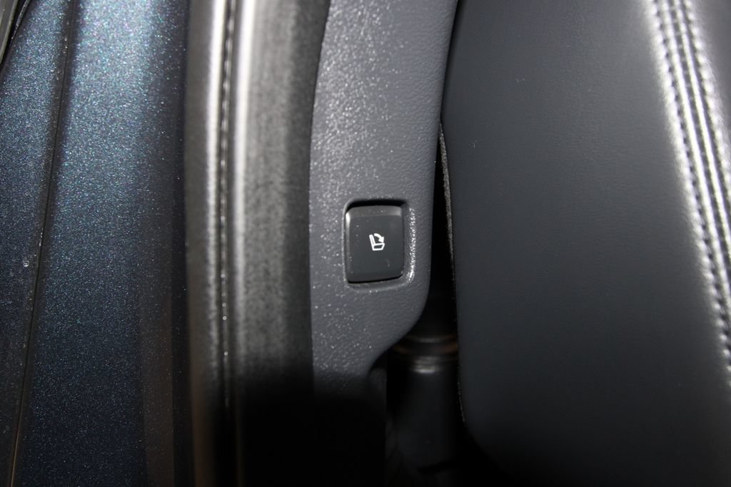 Used 2024 Lincoln Navigator L Reserve AWD/4WD image 27