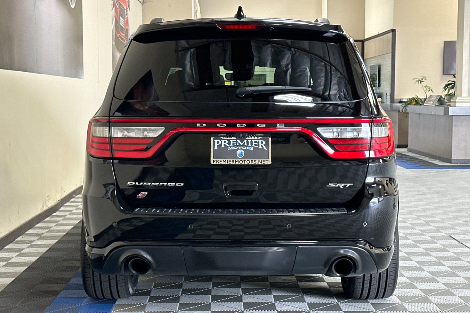 Used 2018 Dodge Durango SRT w/ SRT Interior Appearance Group image 5