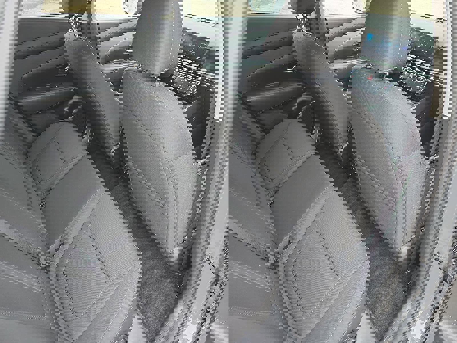 Used 2025 Hyundai Tucson SEL image 12