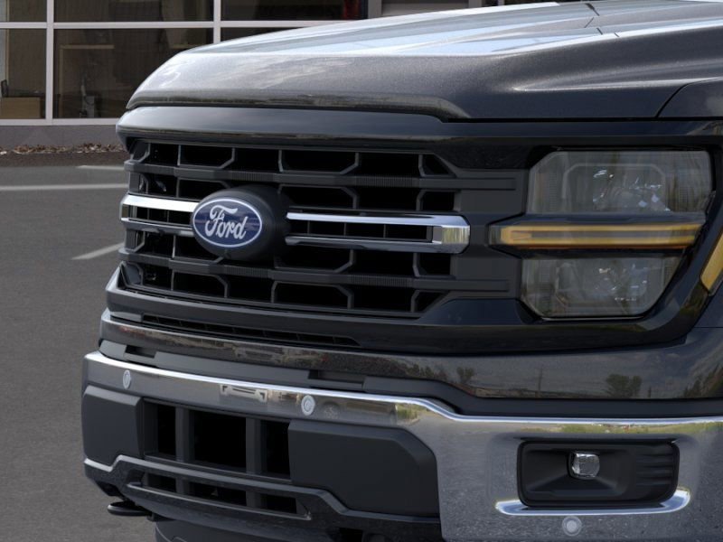 New 2025 Ford F150 XLT w/ Equipment Group 302A MID image 18