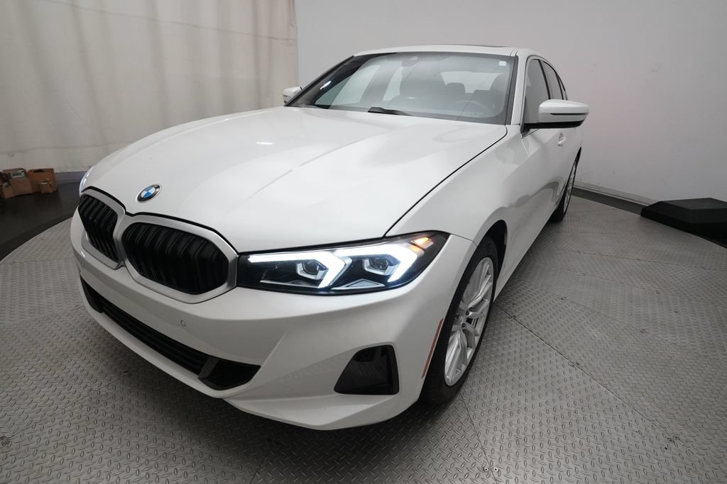 Used 2024 BMW 330i xDrive Sedan AWD/4WD image 12