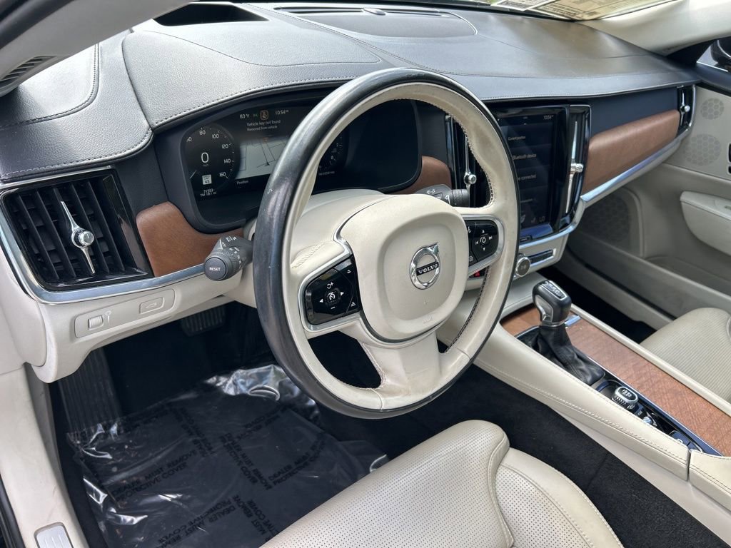 Used 2018 Volvo S90 T6 Inscription w/ Convenience Package image 22