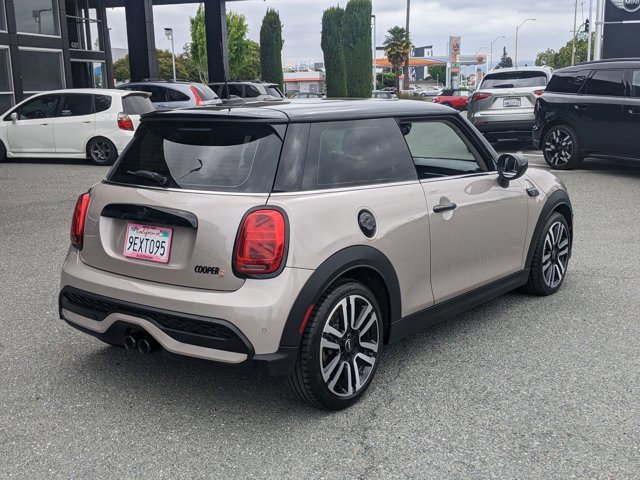 Used 2023 MINI Cooper S FWD image 5