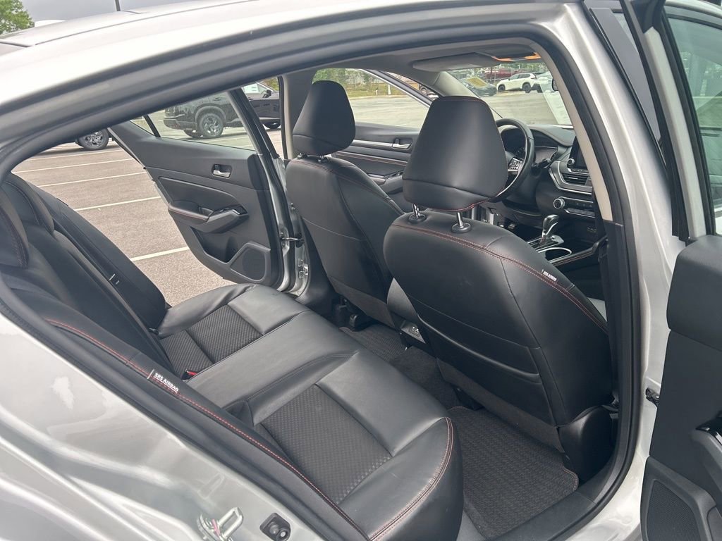 Certified 2023 Nissan Altima 2.5 SR FWD image 23