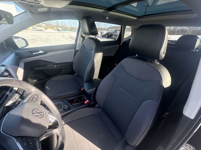 Used 2022 Volkswagen Taos SE image 20