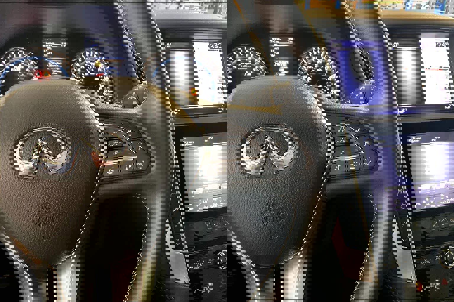 Used 2021 INFINITI Q60 3.0t Luxe w/ Essential Package RWD image 23