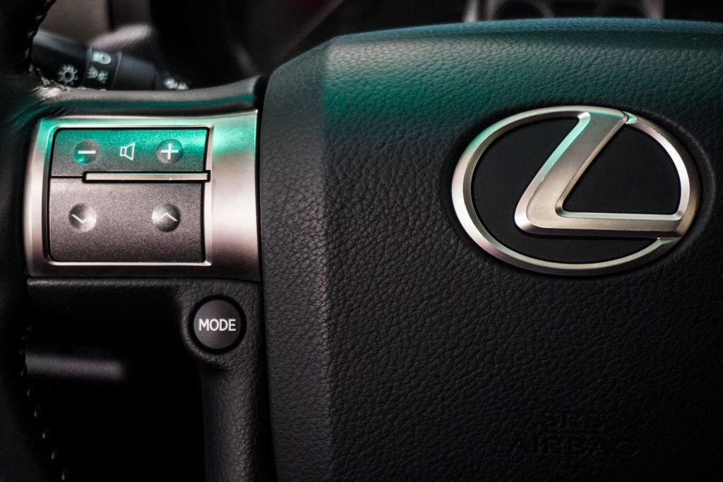 Used 2017 Lexus GX 460 Premium AWD/4WD image 17