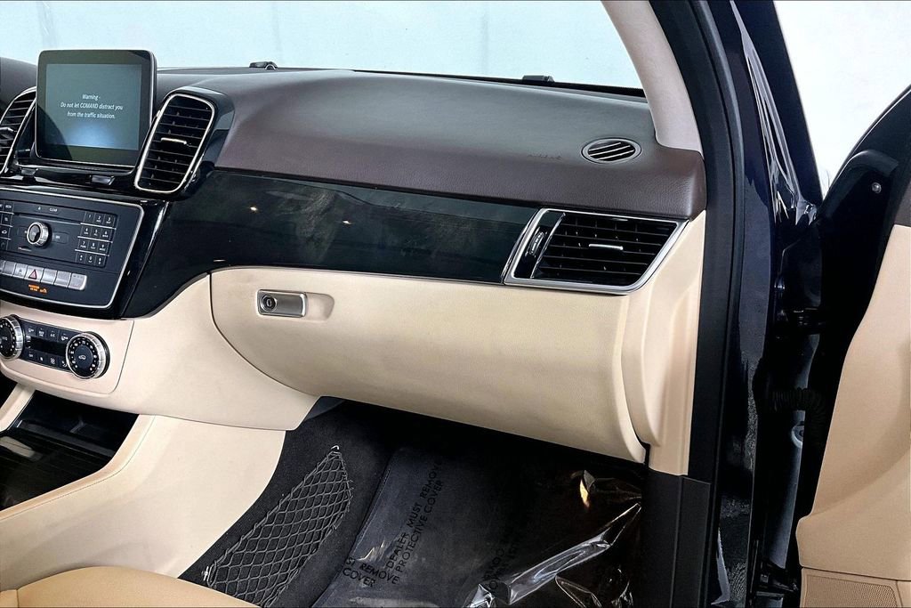 Used 2017 Mercedes-Benz GLE 350 w/ Premium 1 Package image 16