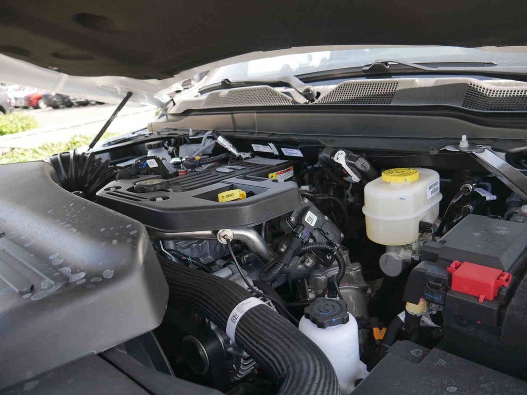 New 2026 RAM 3500 Tradesman AWD/4WD image 18