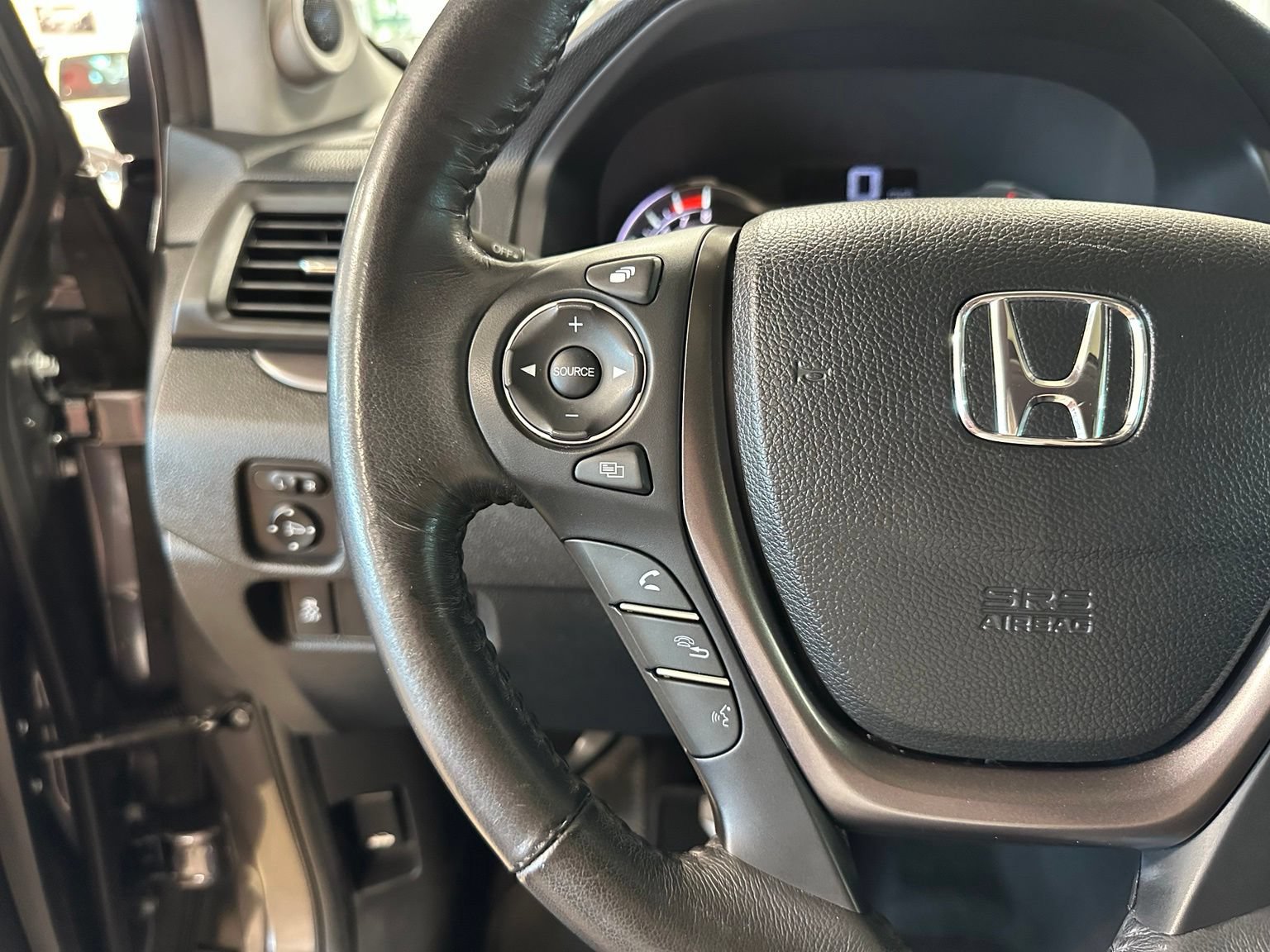 Used 2018 Honda Pilot EX-L image 18
