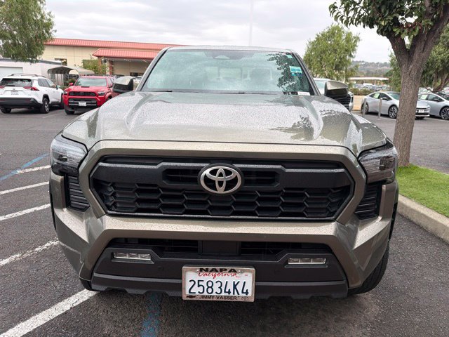 Certified 2025 Toyota Tacoma TRD Off-Road w/ TRD Off Road Upgrade Package AWD/4WD image 19