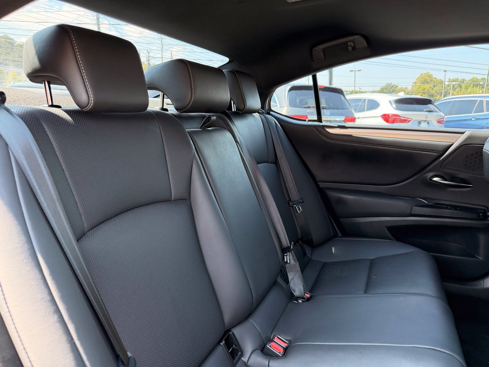 Used 2020 Lexus ES 350 F Sport w/ Accessory Package 2 FWD image 32