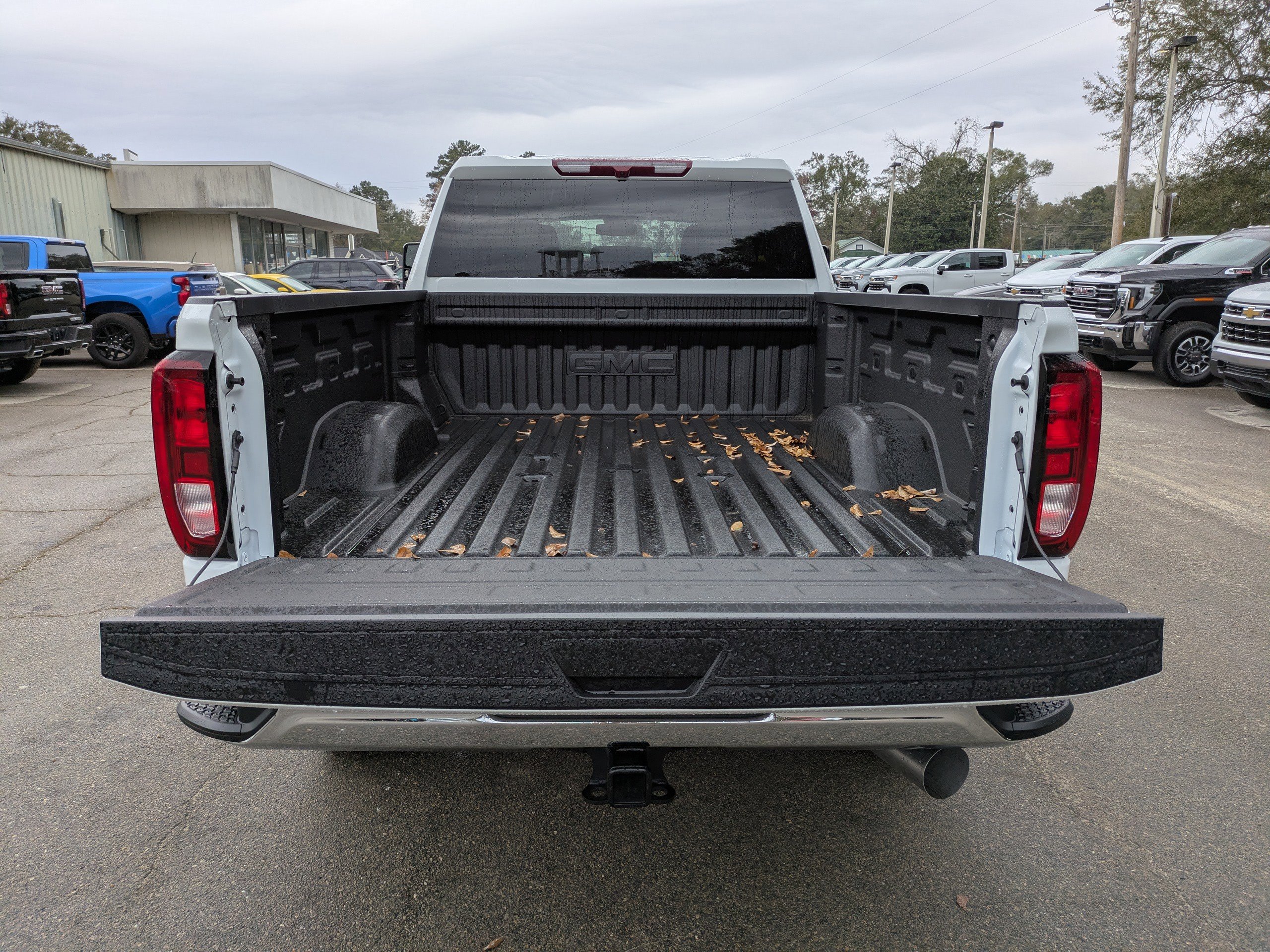 New 2025 GMC Sierra 2500 SLE image 13