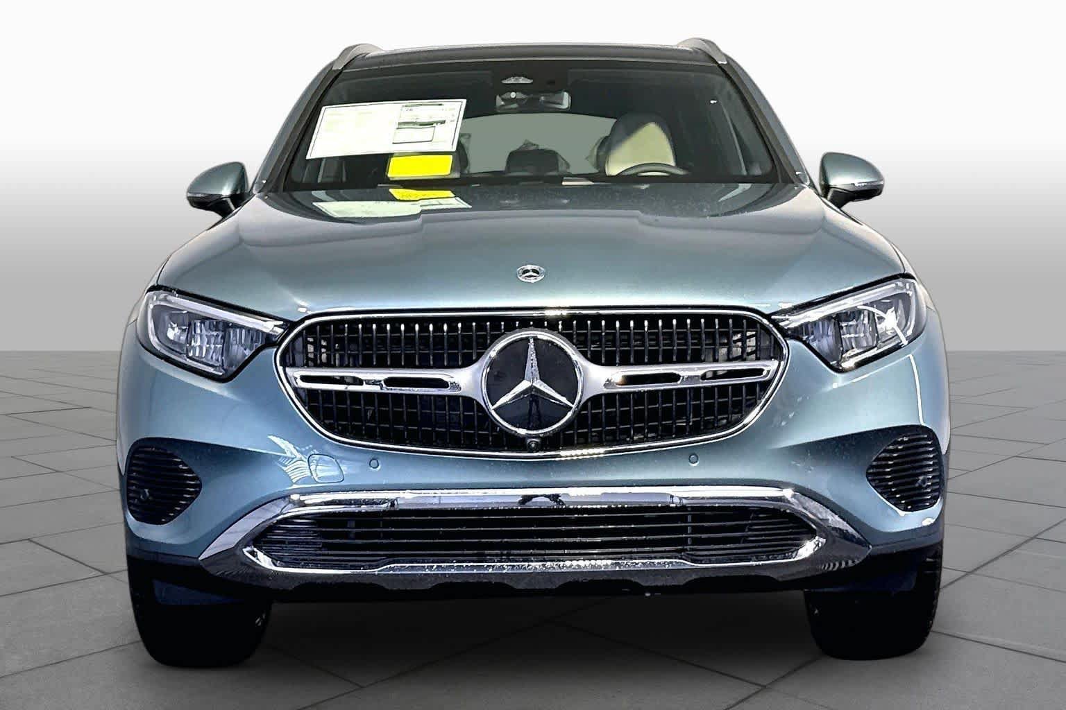 New 2027 Mercedes-Benz GLC 300 4MATIC image 2
