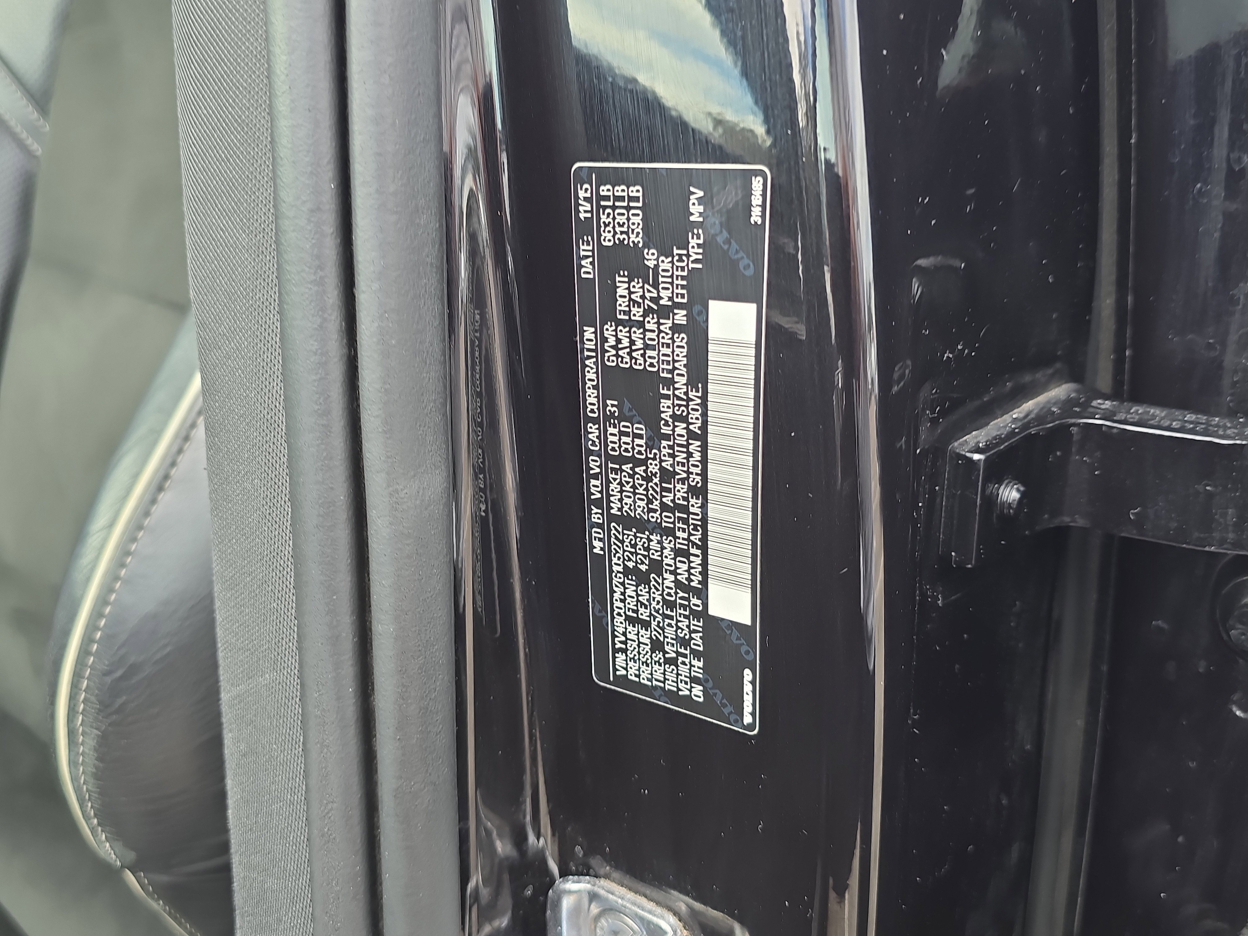 Used 2016 Volvo XC90 T8 R-Design w/ Vision Package image 34