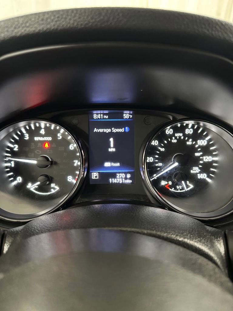 Used 2018 Nissan Rogue SV image 20