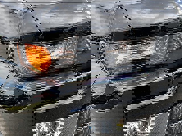 Used 2024 Chevrolet Silverado 2500 Custom w/ Custom Value Package image 28