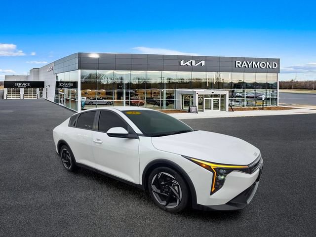 Certified 2025 Kia K4 EX FWD image 11