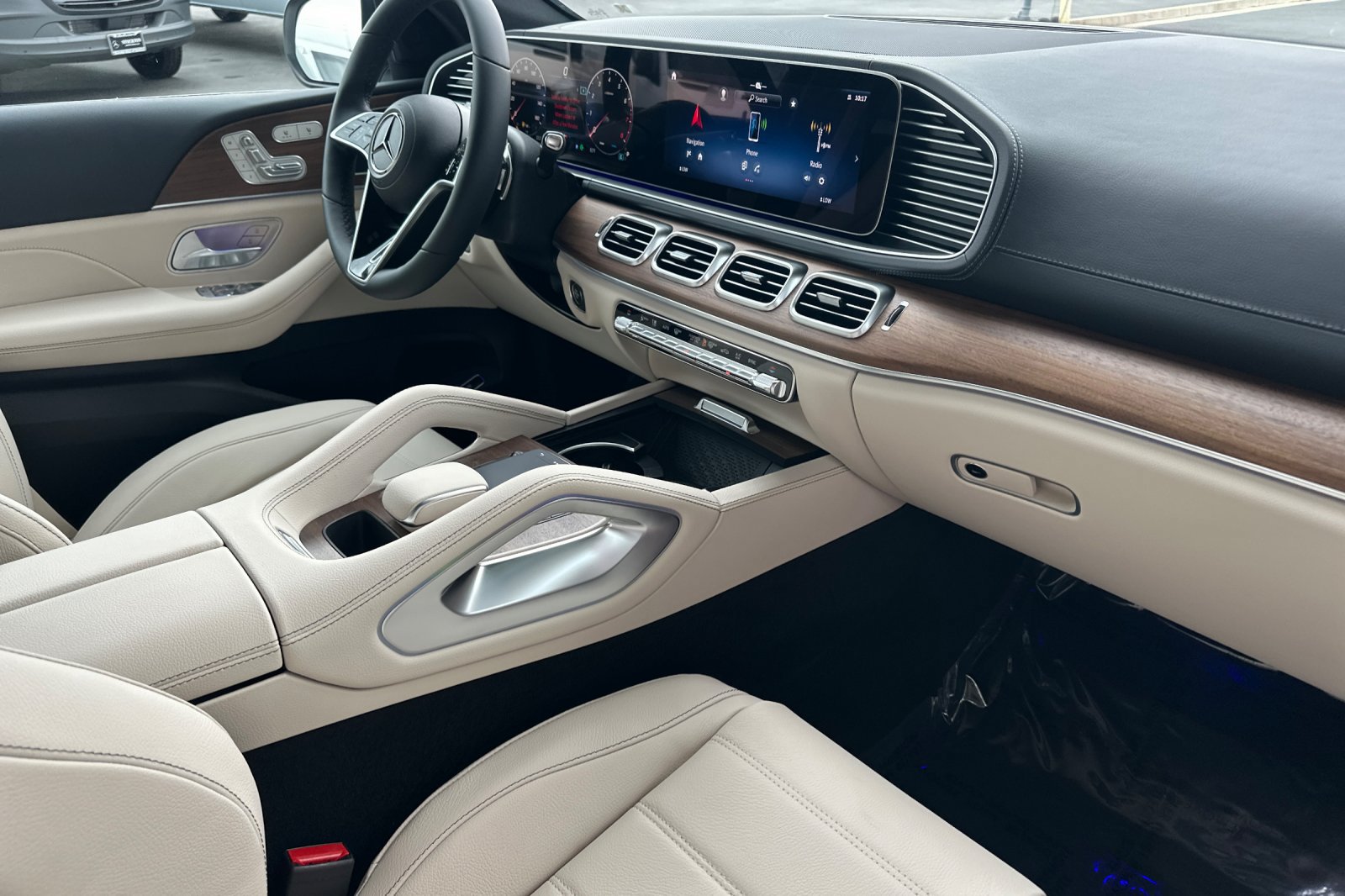 New 2026 Mercedes-Benz GLE 450 4MATIC Coupe image 16
