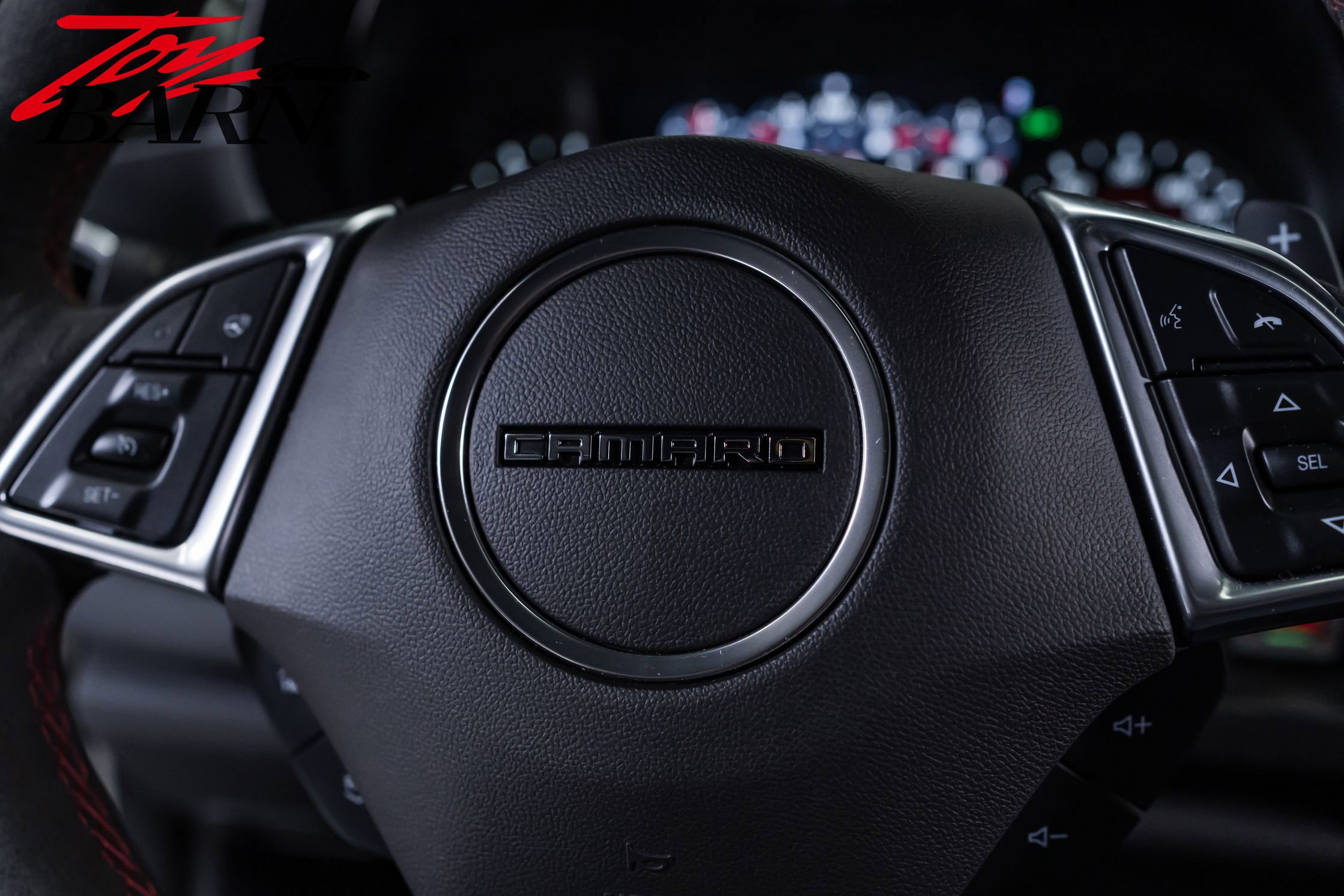 Used 2020 Chevrolet Camaro ZL1 RWD image 34