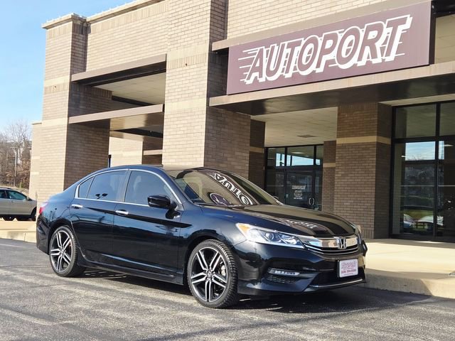 Used 2016 Honda Accord Sport image 1