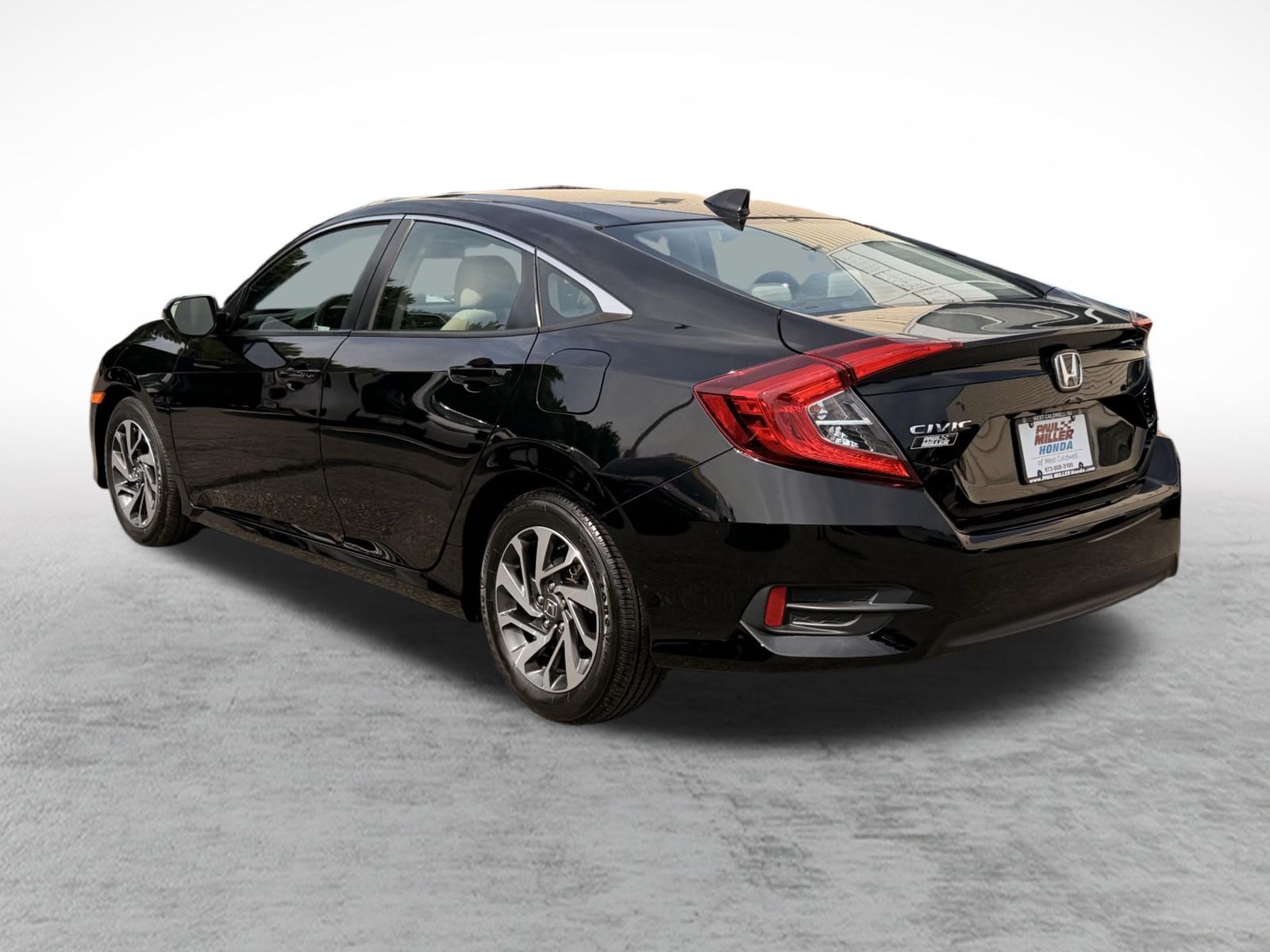 Certified 2018 Honda Civic EX image 4