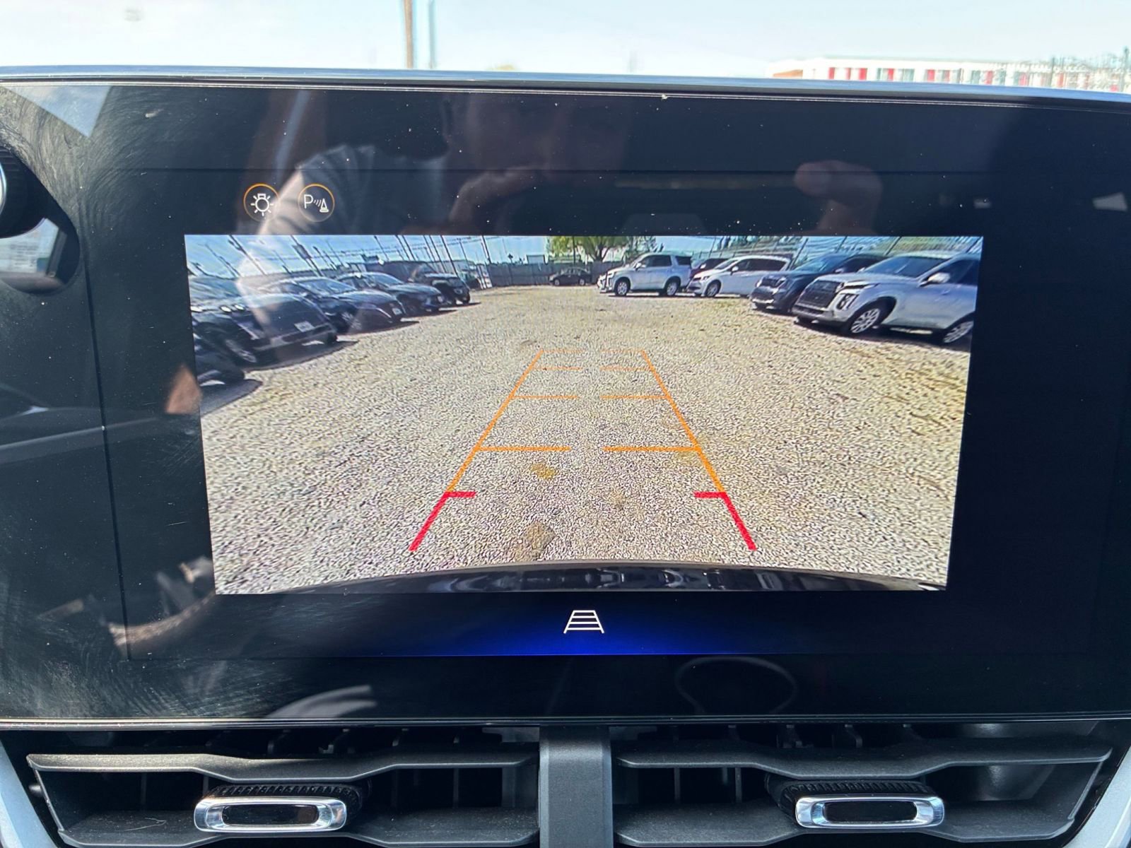 Used 2025 Chevrolet Equinox LT AWD/4WD image 19