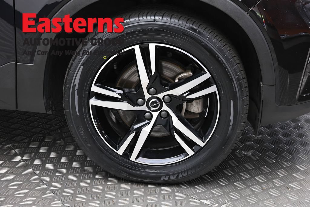 Used 2024 Volvo XC40 B5 Core AWD/4WD image 31