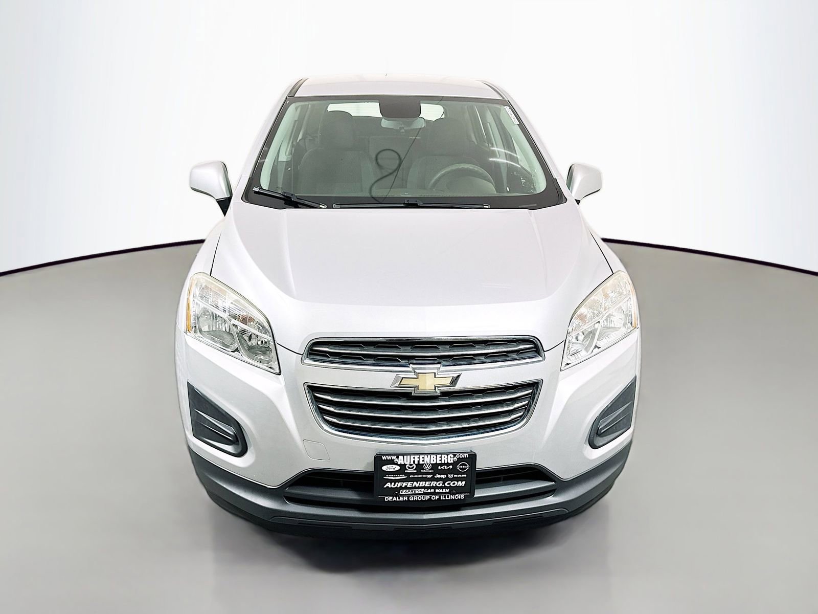 Used 2016 Chevrolet Trax LS FWD image 2