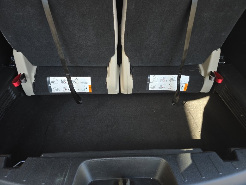 Used 2018 Ford Explorer 4WD image 12