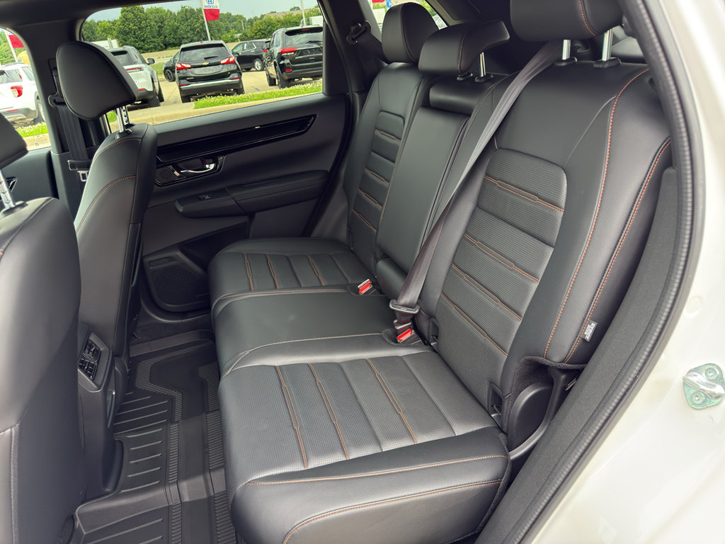 Used 2025 Honda CR-V Sport Touring image 15