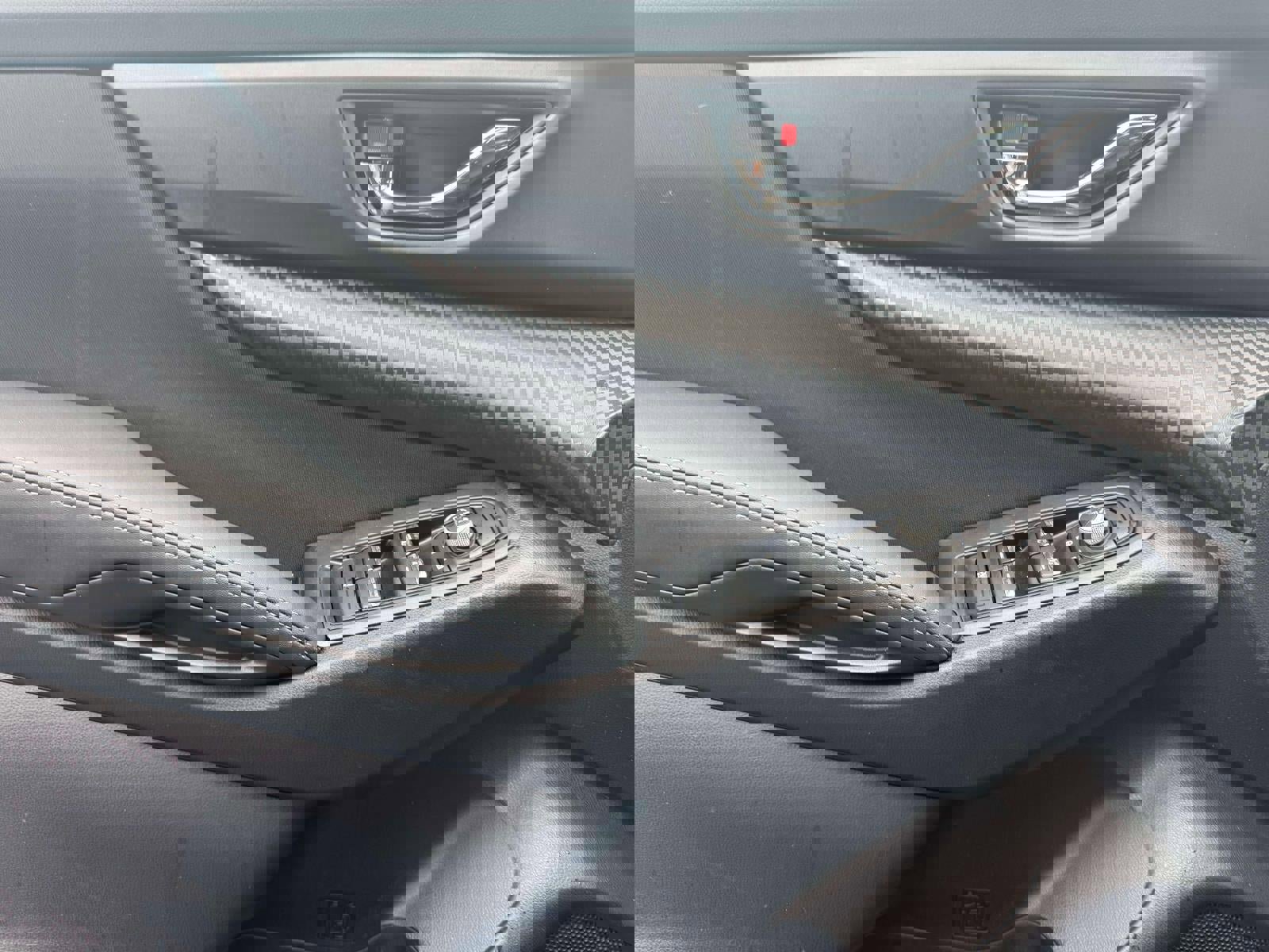 Certified 2025 Subaru Ascent Premium image 11