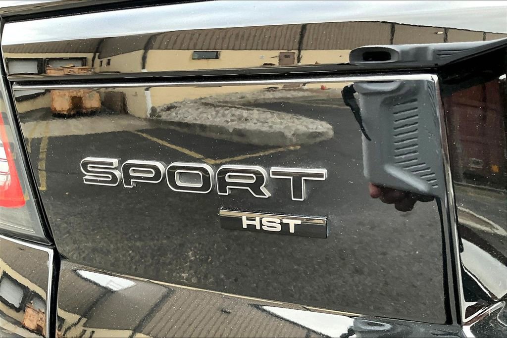 Used 2019 Land Rover Range Rover Sport HST image 24