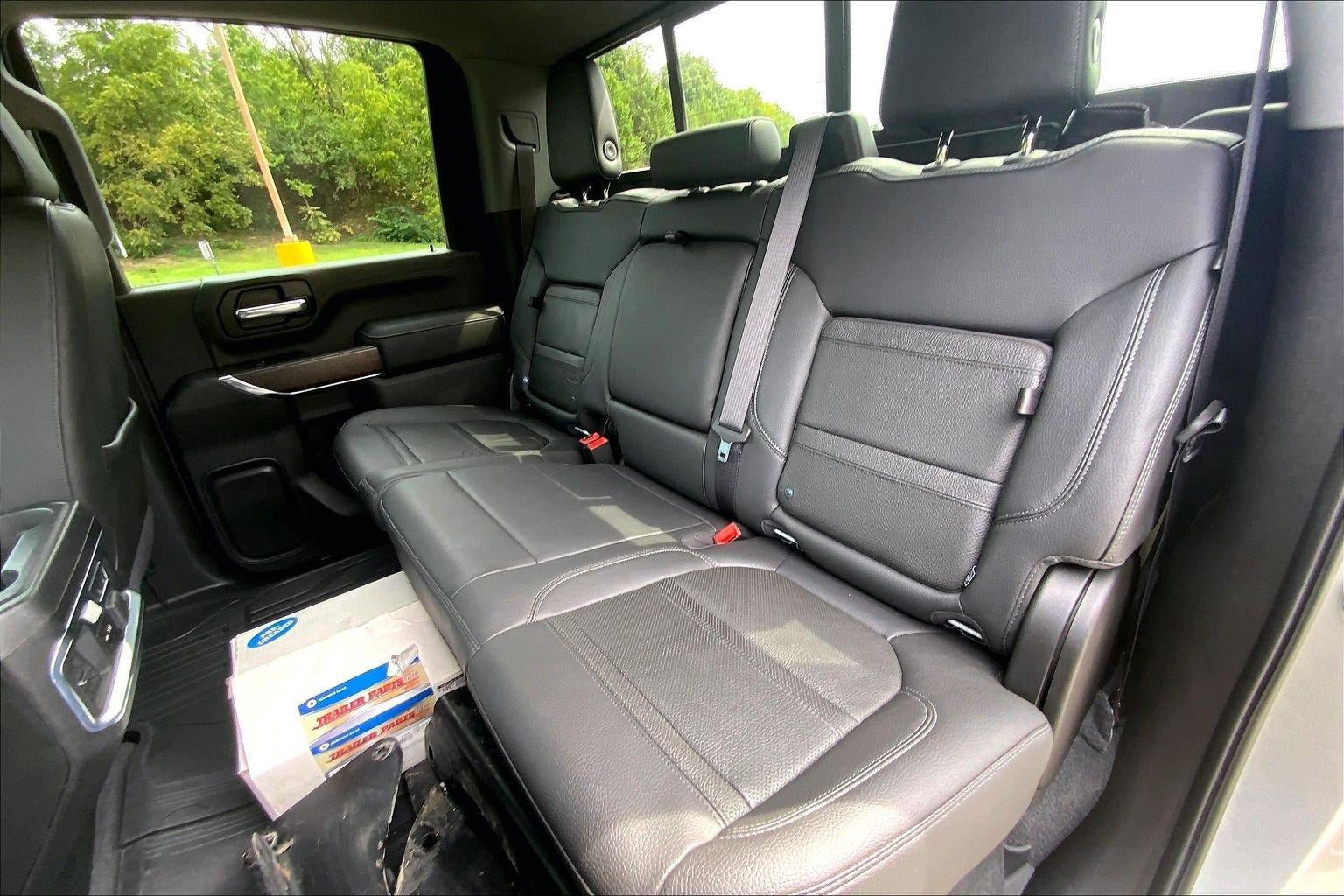 Used 2020 GMC Sierra 2500 Denali w/ Denali Ultimate Package AWD/4WD image 23