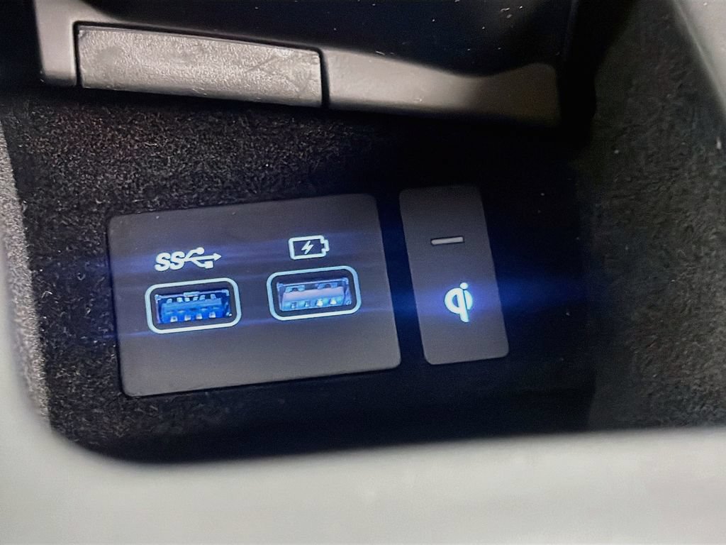 Used 2025 Genesis GV70 2.5T AWD/4WD image 17