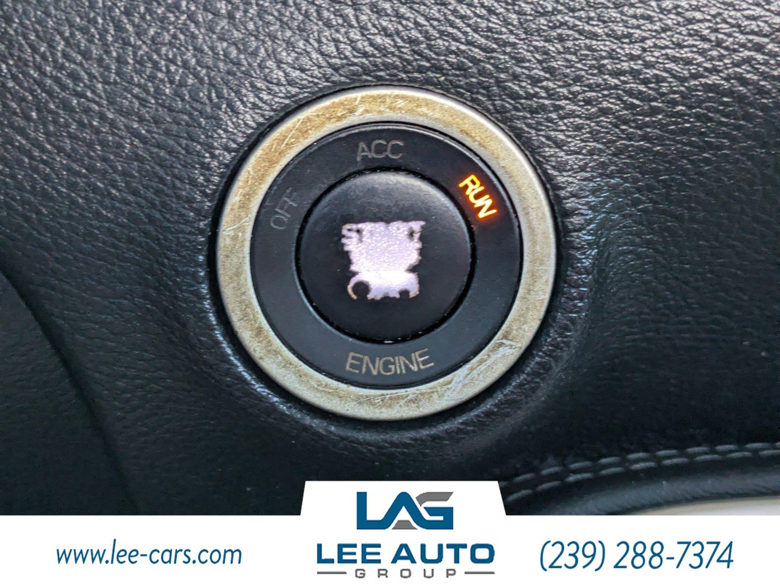 Used 2015 Dodge Challenger SXT Plus w/ Driver Convenience Group image 23