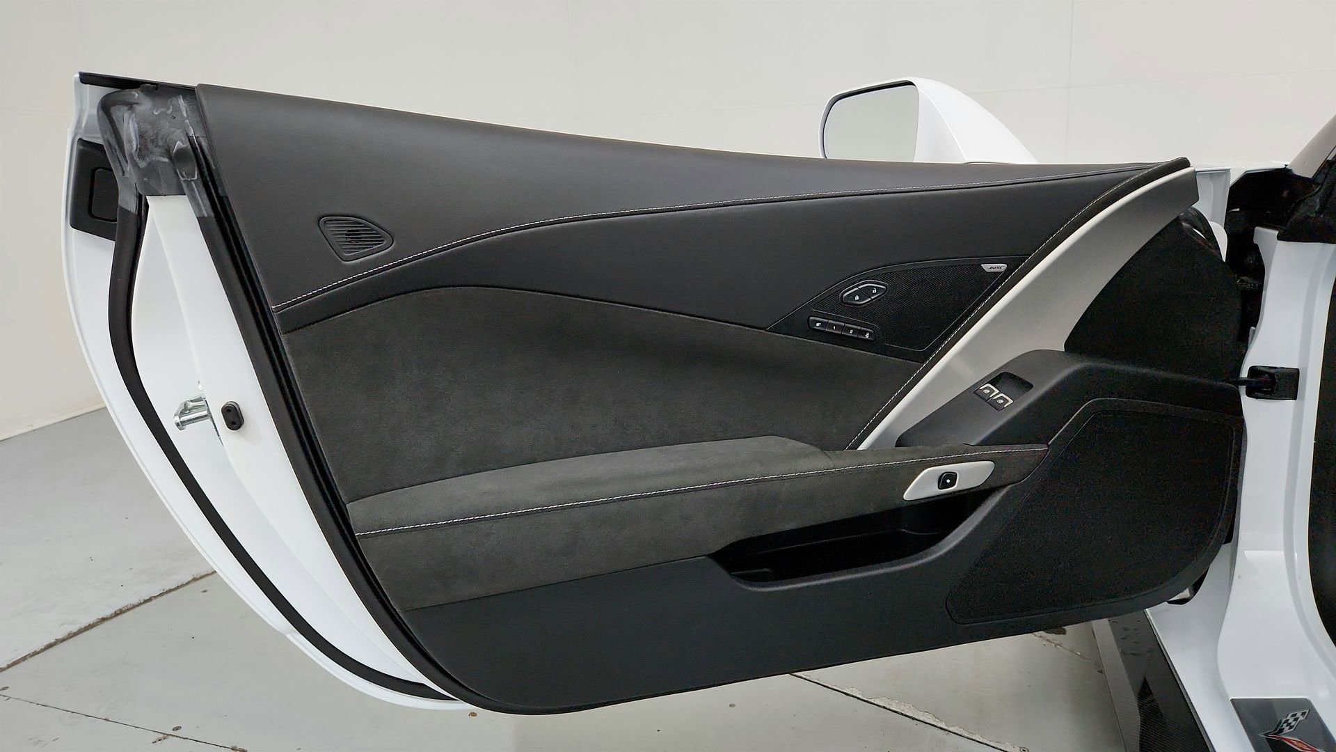 Certified 2019 Chevrolet Corvette Z06 image 11