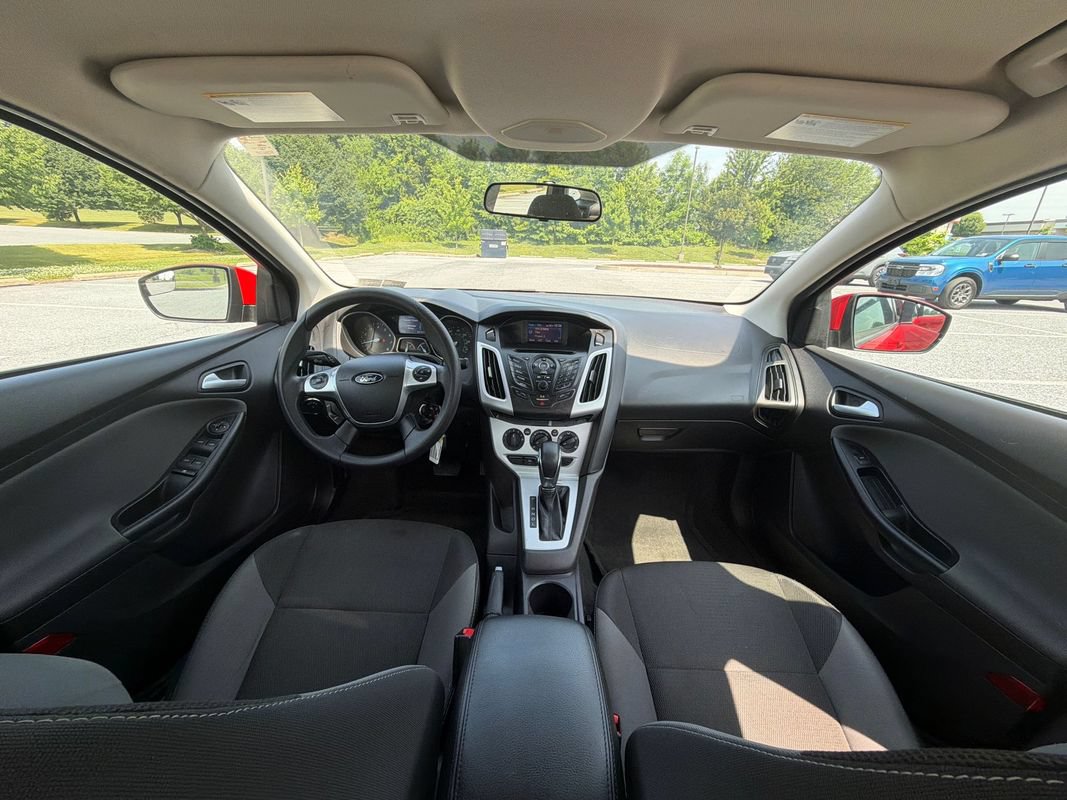 Used 2014 Ford Focus SE FWD image 15