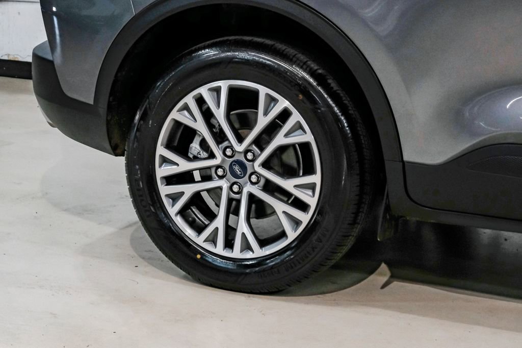 Used 2021 Ford Escape SEL image 65