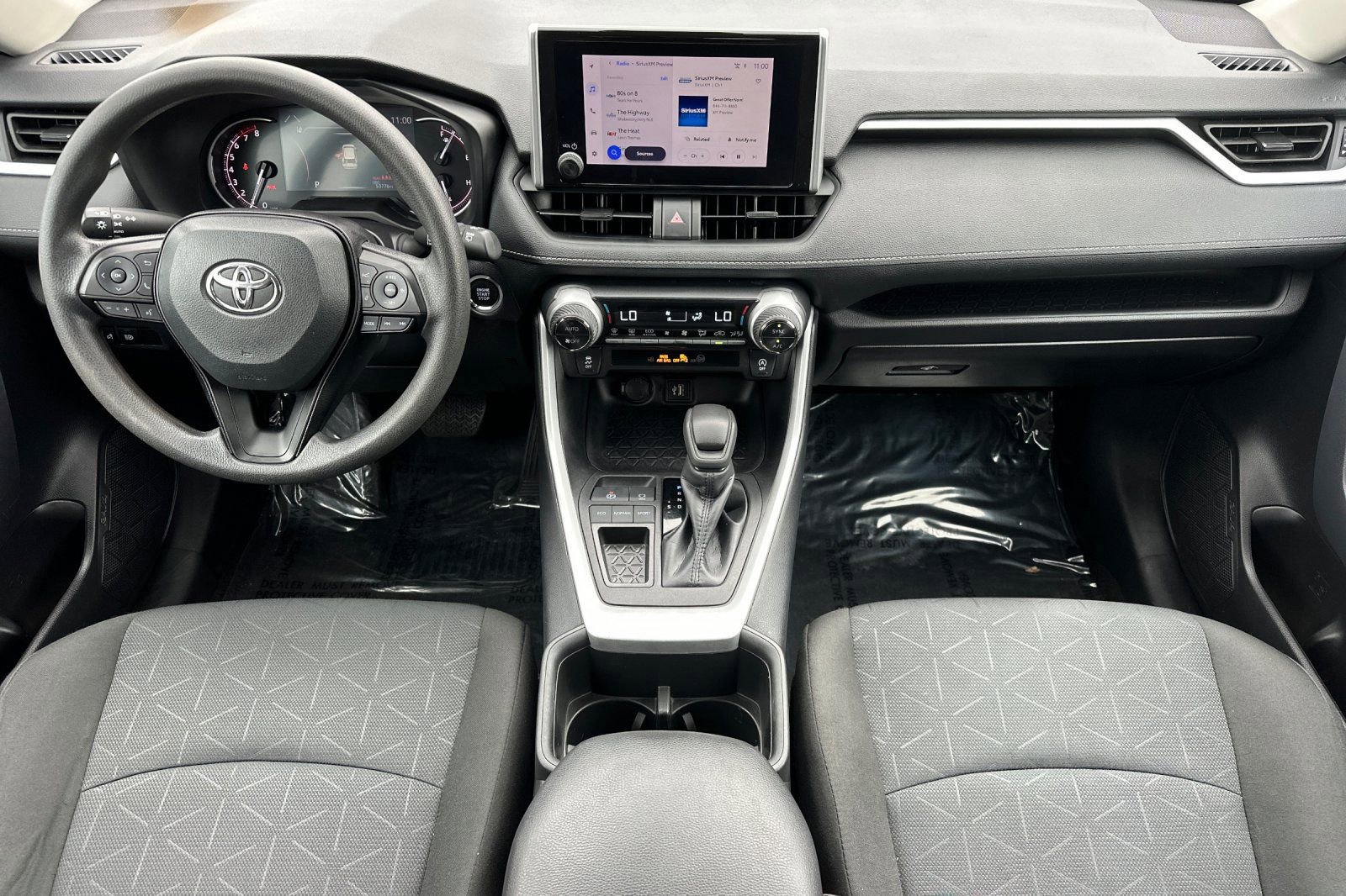 Used 2024 Toyota RAV4 XLE FWD image 16