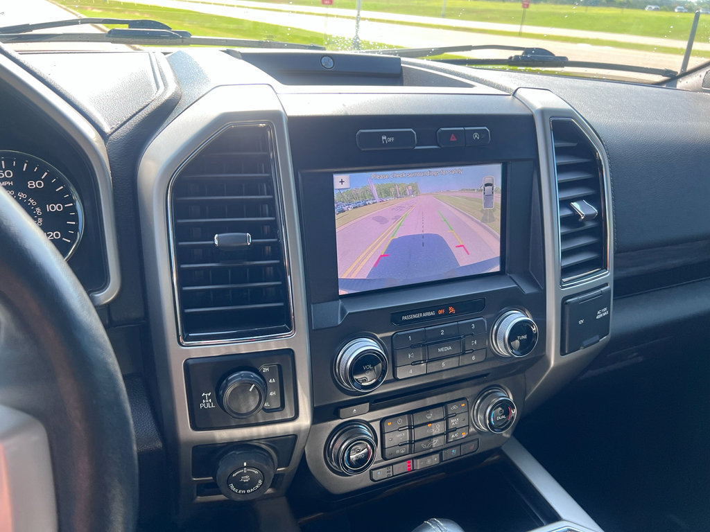 Used 2018 Ford F150 Lariat w/ Equipment Group 502A Luxury AWD/4WD image 28