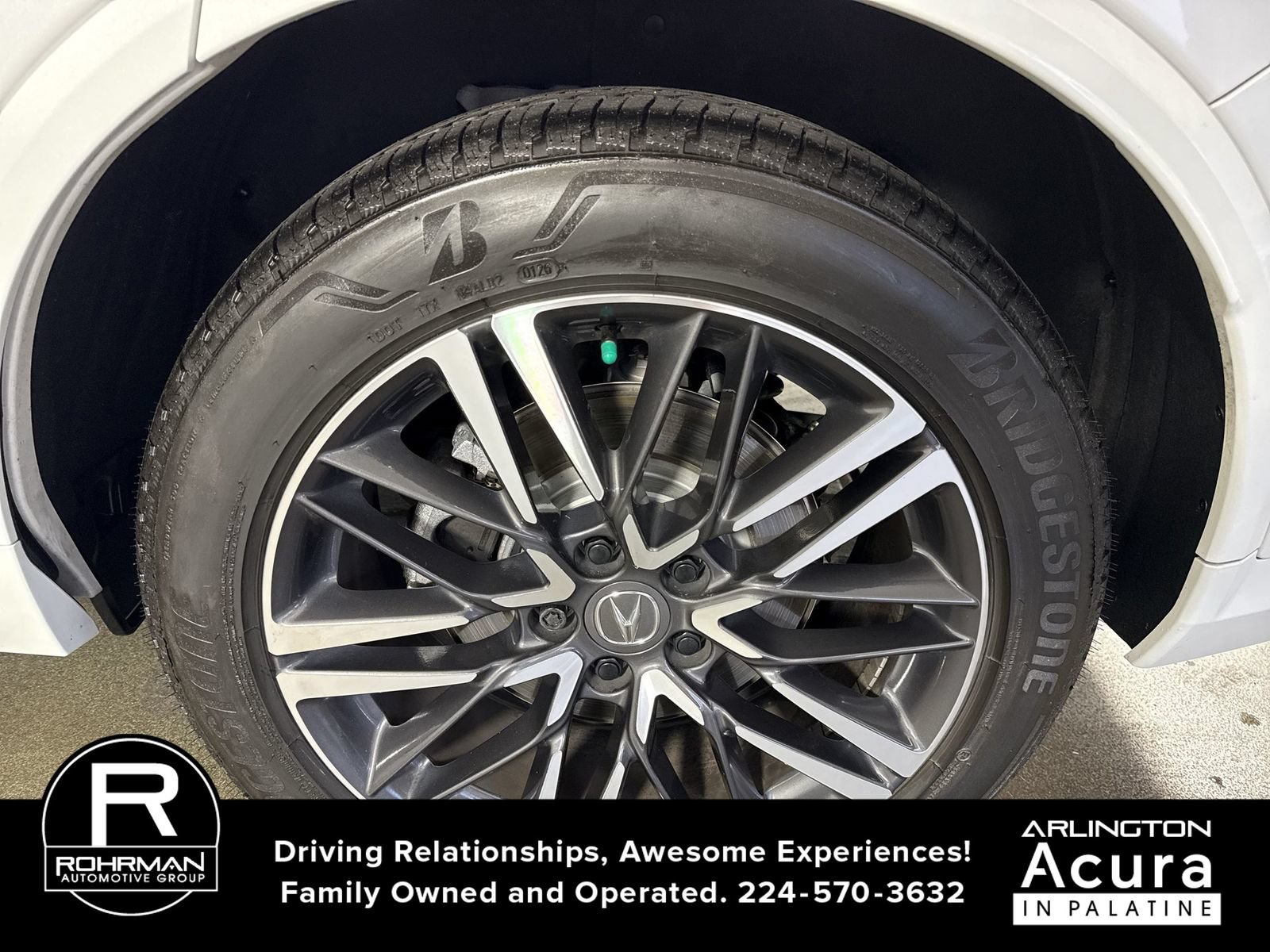 Certified 2026 Acura MDX w/ Advance Package AWD/4WD image 5